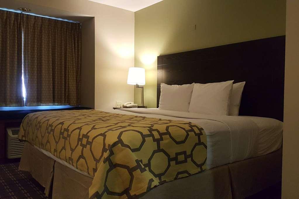Baymont By Wyndham Farmington