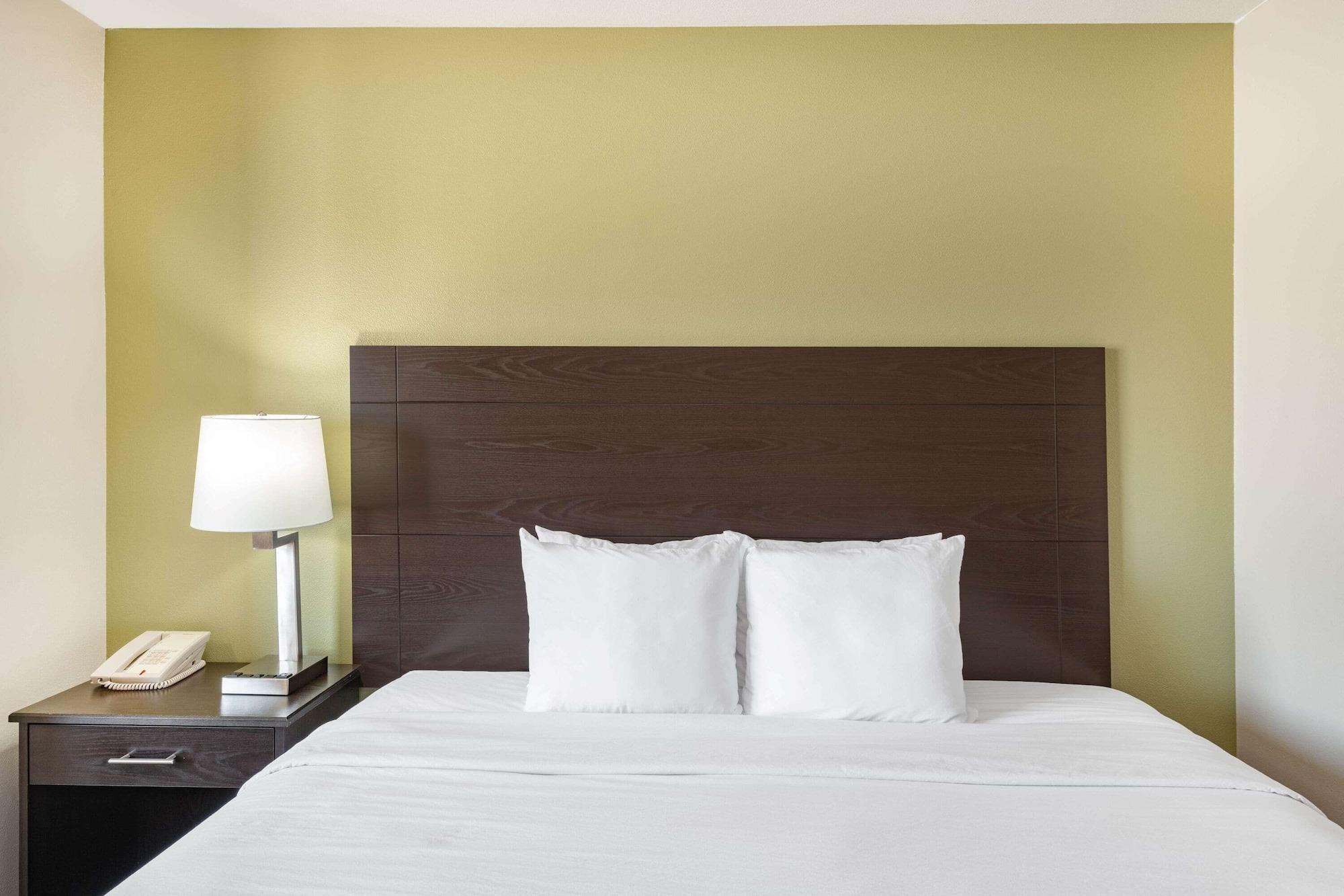 Baymont By Wyndham Hotel 3*