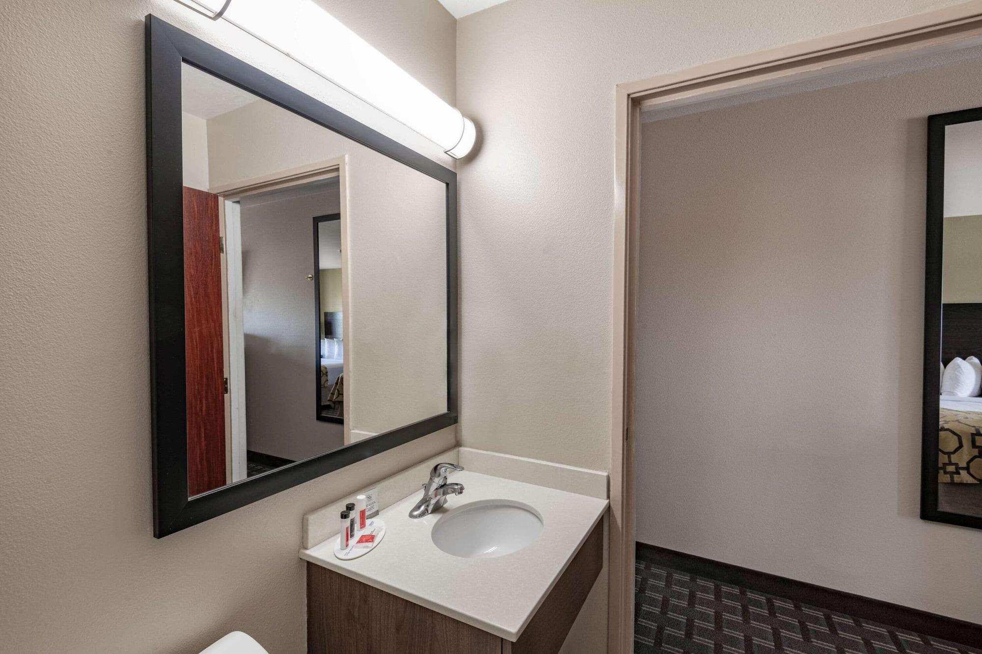 Baymont By Wyndham Farmington