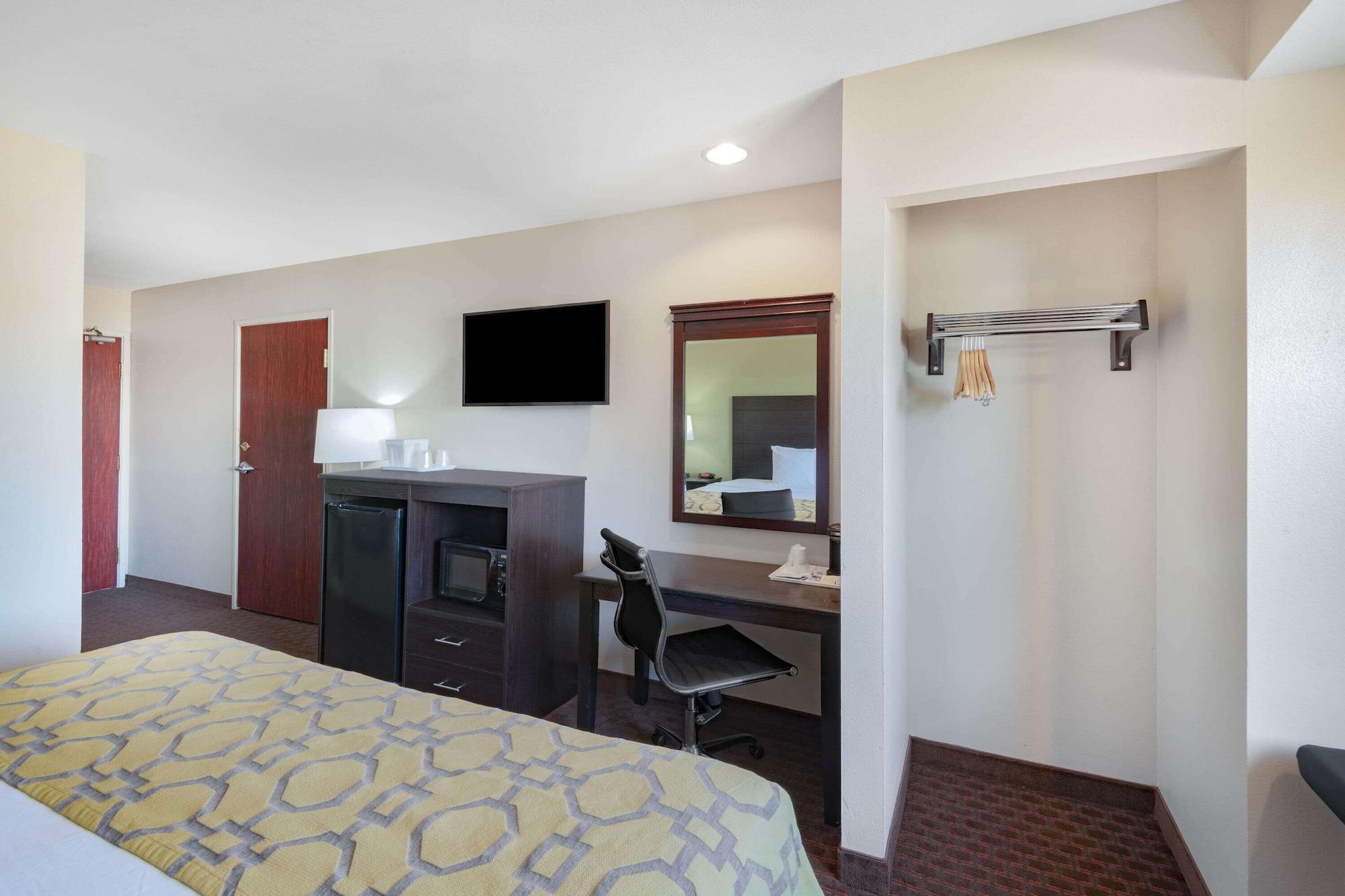 Baymont By Wyndham Hotel 3*
