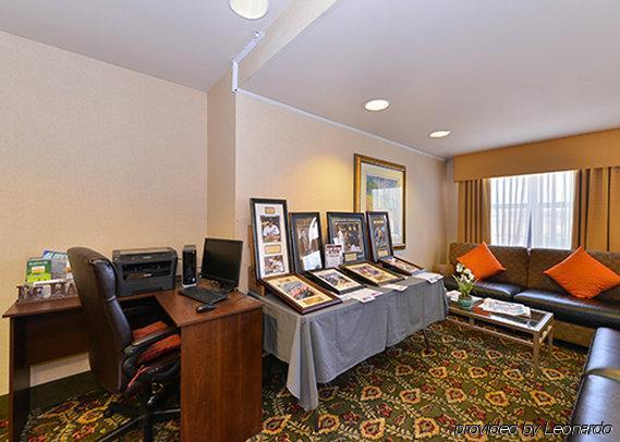 Hotel Baymont By Wyndham